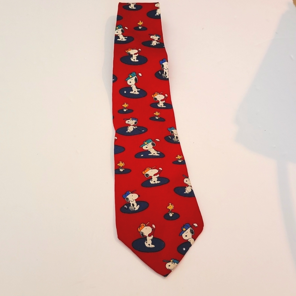 SNOOPY & WOODSTOCK AS GOLFER & CADDY NECKTIE
